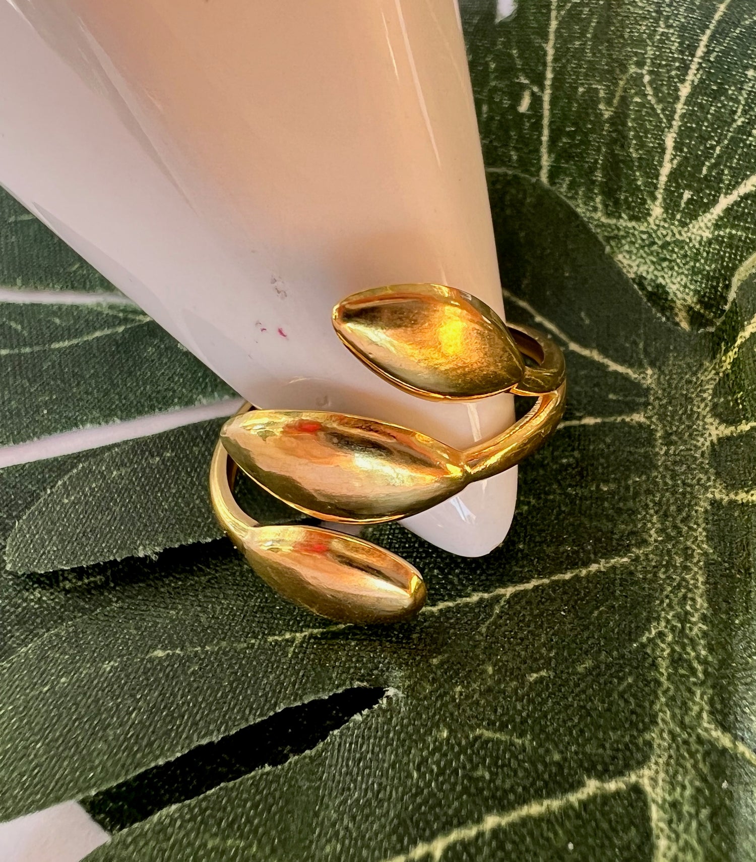 Inca Three Leaf Ring